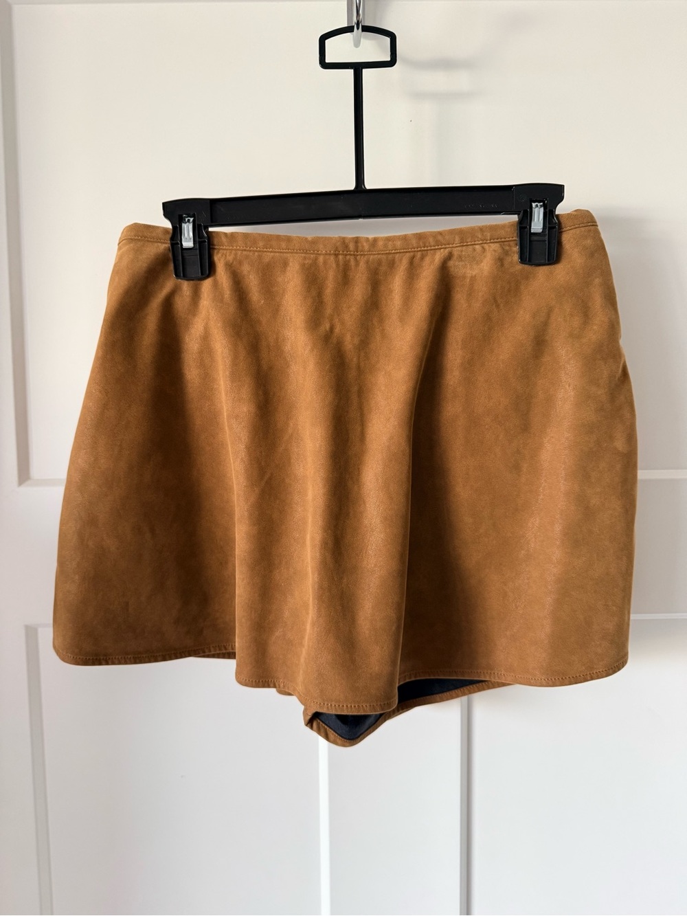 We The Free Women's Sueded Skort in Camel Brown Brand New Size Large